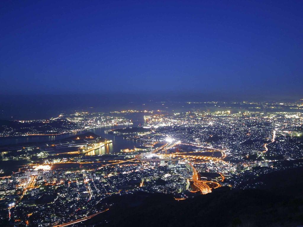 Hotel Pearl City Kurosaki คิตะคิวชู ภายนอก รูปภาพ